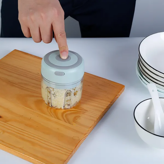 Mini Electric Garlic Chopper Ginger Chopper with 8
