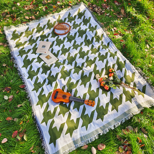 Waterproof Outdoor Picnic Blanket — Extra Large
