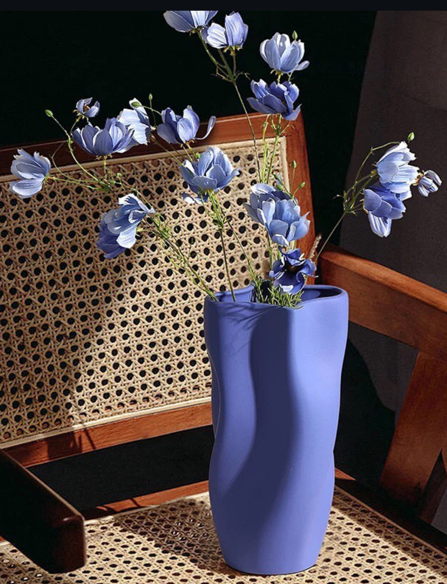 Modern Wavy Ceramic Vase – Matte Finish (Blue)